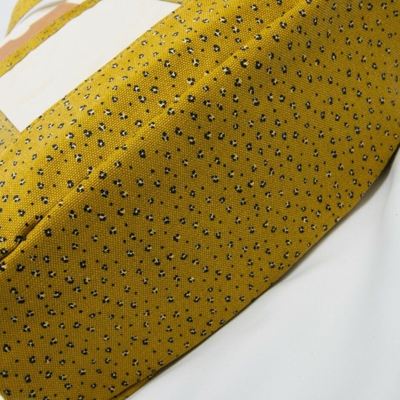 Madewell Canvas Camden Tote Bag in Mini Leopard - Picture 10 of 11